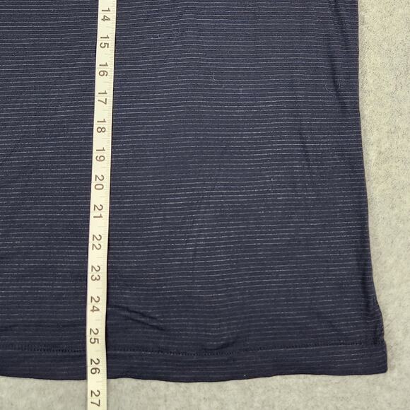 Lululemon Shirt Mens Size Small V Neck Tee Navy Blue Pin Stripe - Picture 5 of 6